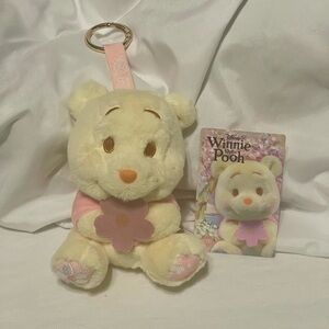 Disney Cosbi Winnie the Pooh Bloom to Snow Plush Keychain - Peach Blossom